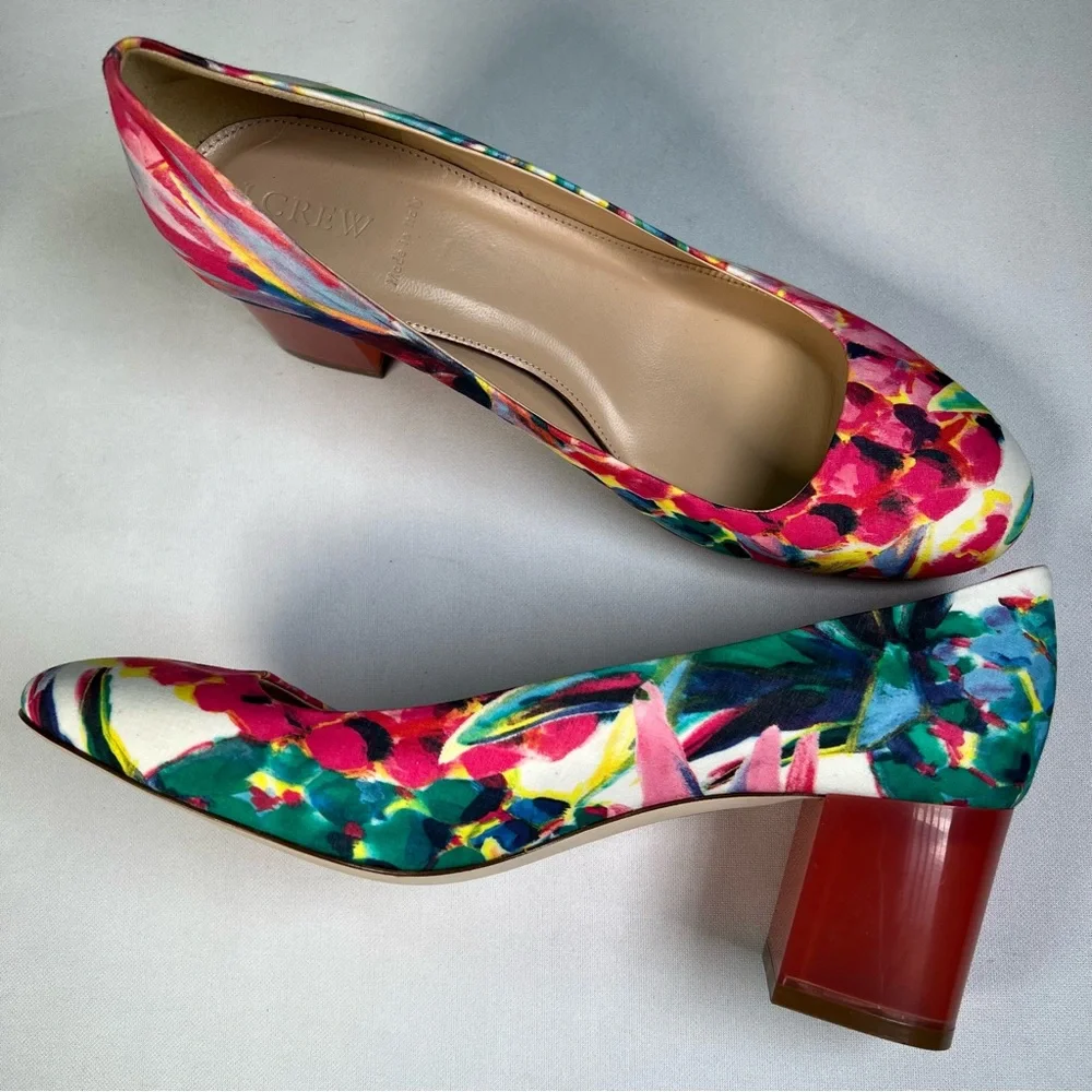 J. Crew Lucite Heel Ratti Painted Pineapple
Pump 9.5 NEW
$268 now $125 - Picture 1 of 11